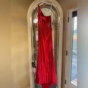 Brand new Jasz size 4 style 7364 retailed $457 prom pageant LQQK Stretchy Unique